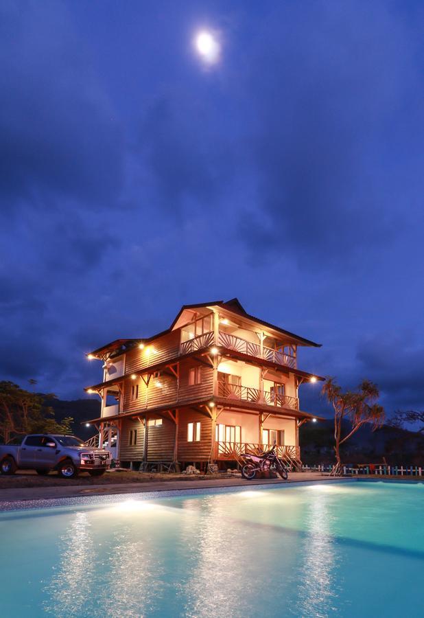 Hotel The Tree House Sumbawa à Huu Extérieur photo