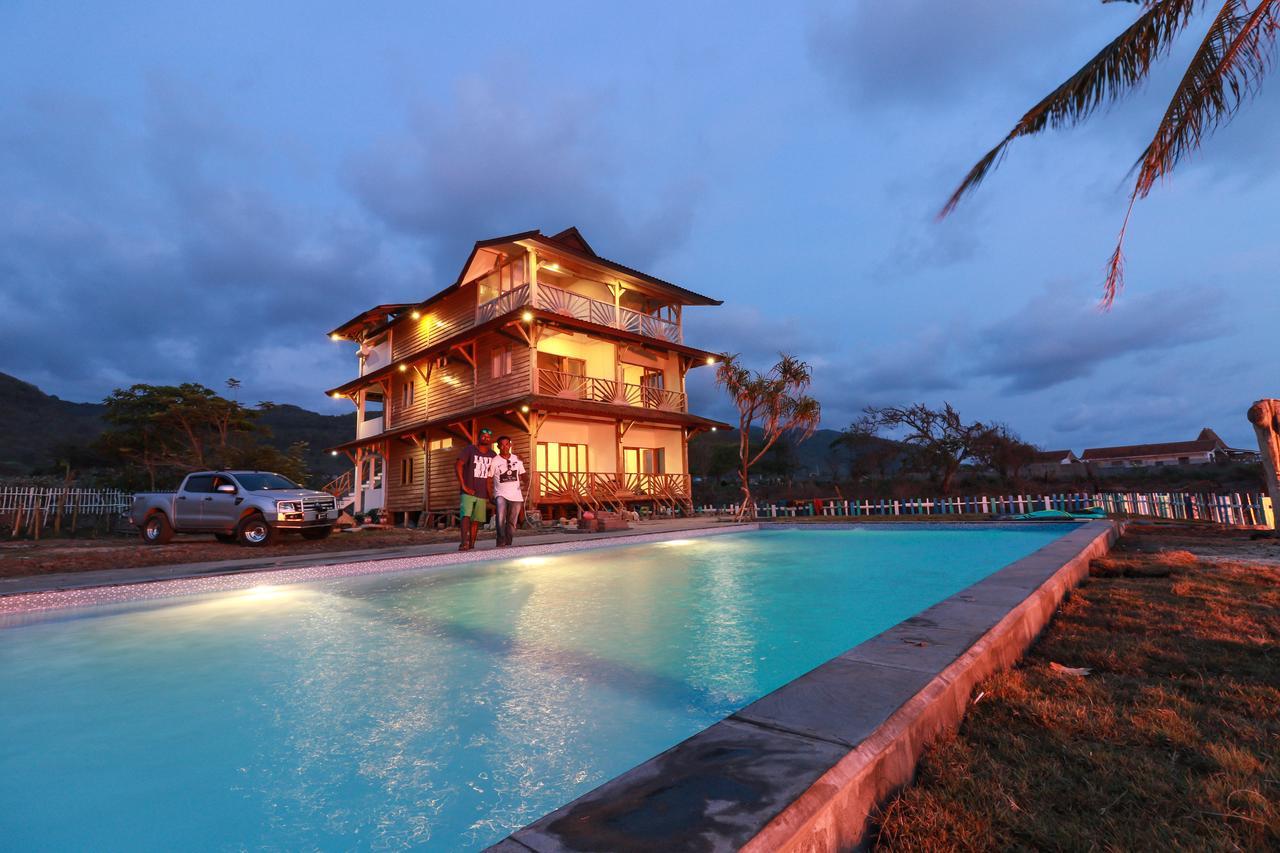 Hotel The Tree House Sumbawa à Huu Extérieur photo